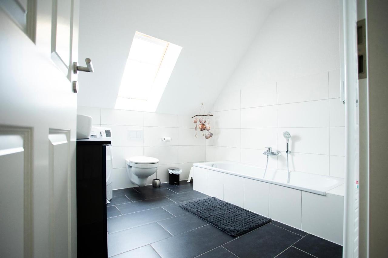 Haus Nordseeliebe mit Außensauna, Outdoor Dusche und Wallbox Dornum Exterior foto